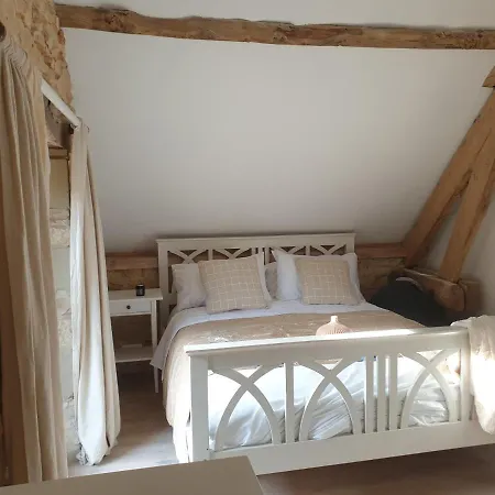 Le Sorbier 2 Bed/2 Bath With Swimming Pool