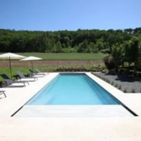 Le Sorbier 2 Bed/2 Bath With Swimming Pool מלון מונטיניאק